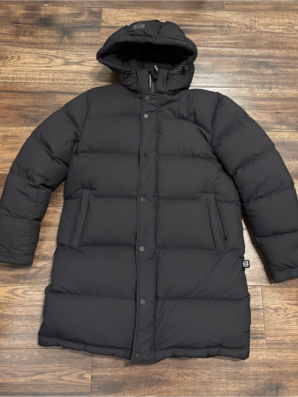 Aritzia Super Puff Mid